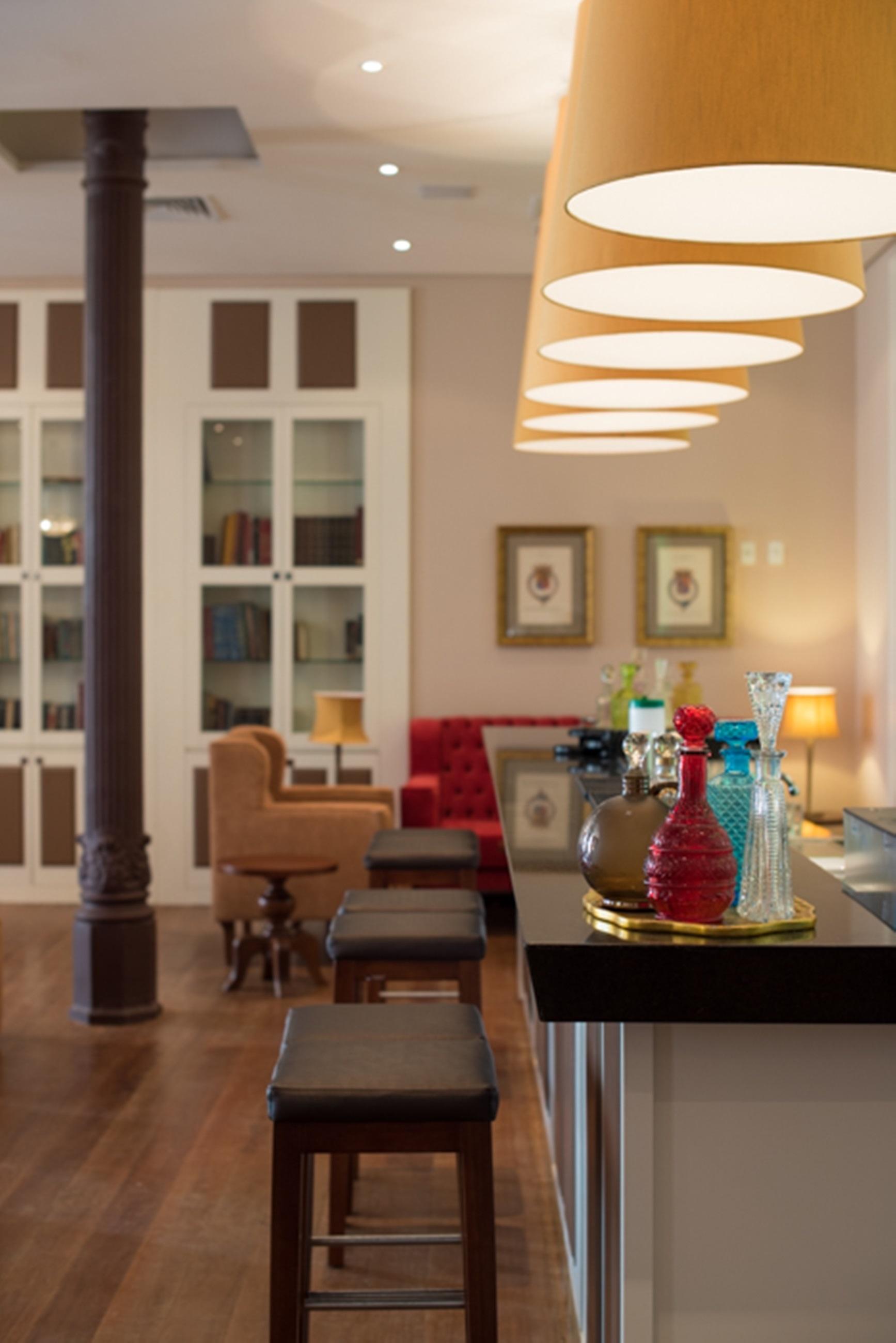 Gale Hotel